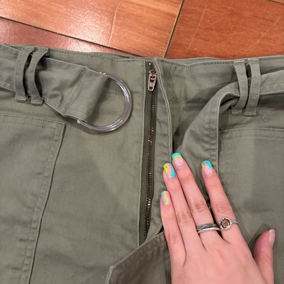 Cargo Style Skirt - Picture 5 of 5